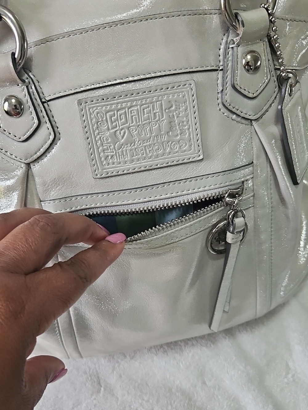 Coach Poppy Vintage Tote Silver Metallic Leather. - Picture 7 of 11